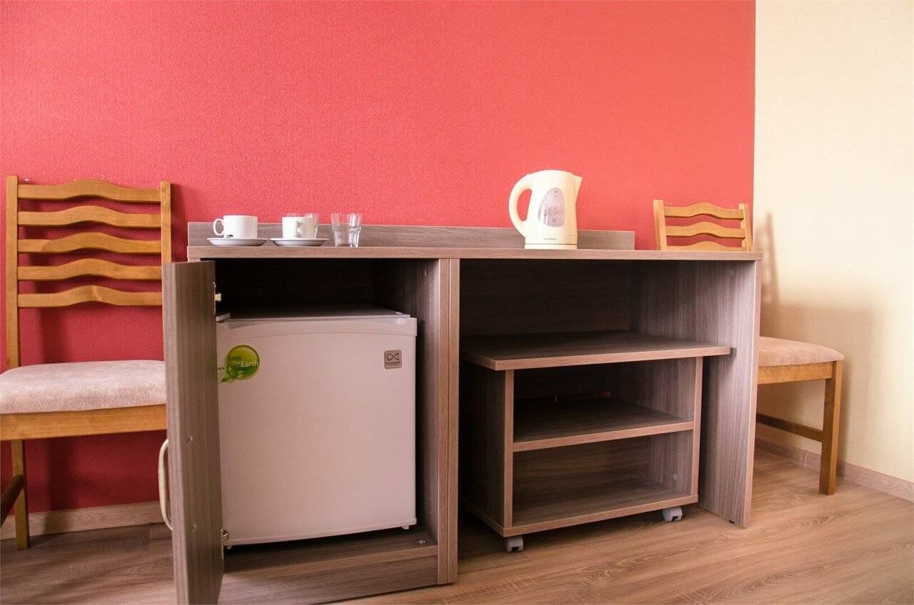 Фотографии номера Двухместный номер с 1 кроватью или 2 отдельными кроватями в Гостинице Камелот Псков